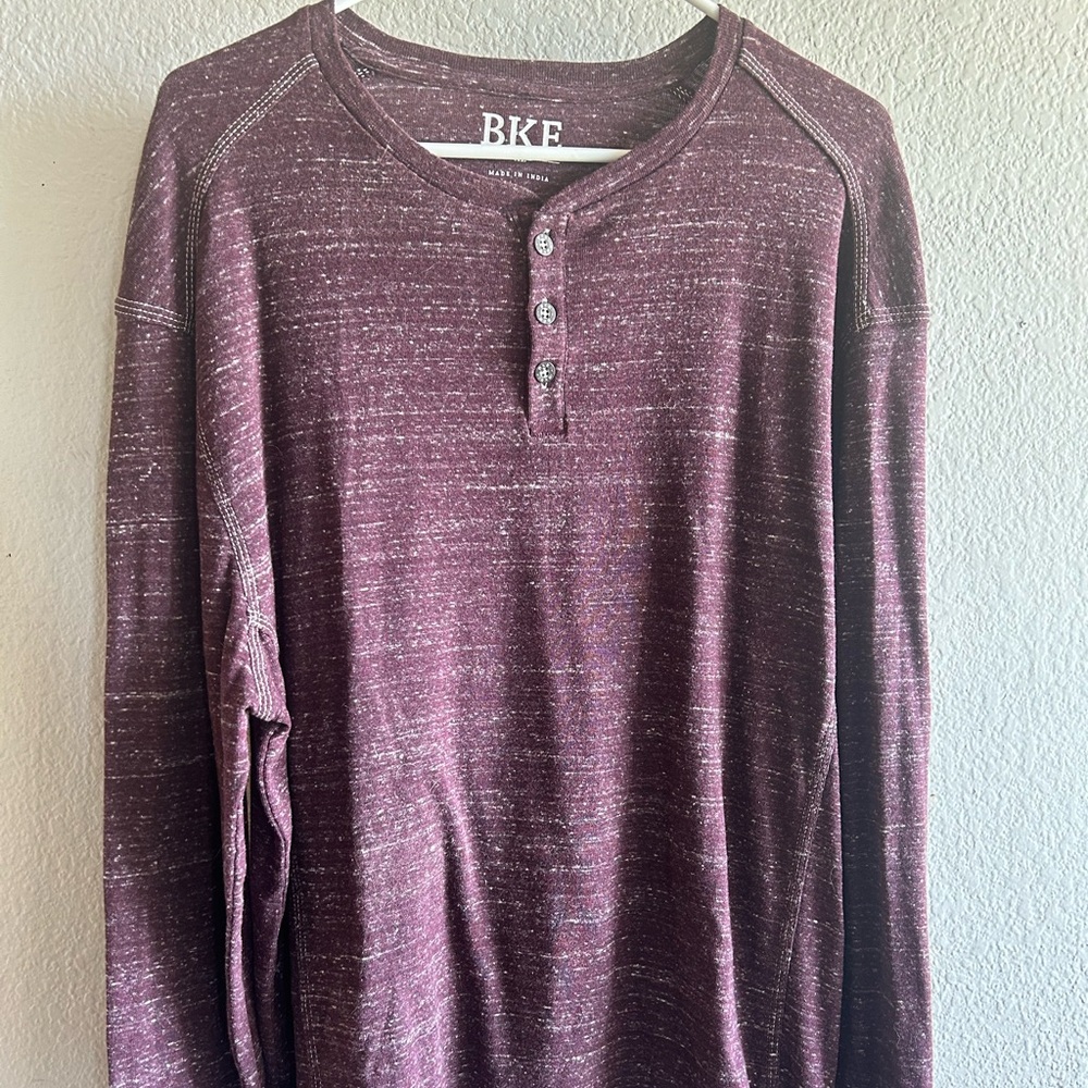 SOLD!! Men’s BKE Long Sleeve Shirt XL